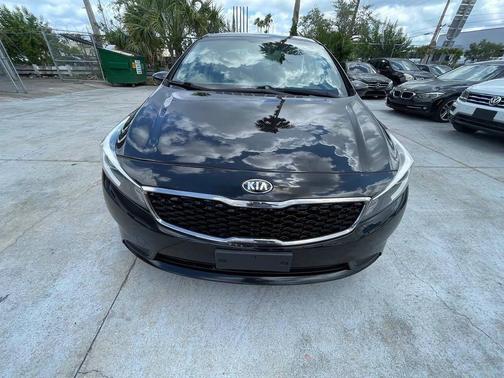 Aurora Black 2017 Kia Forte LX