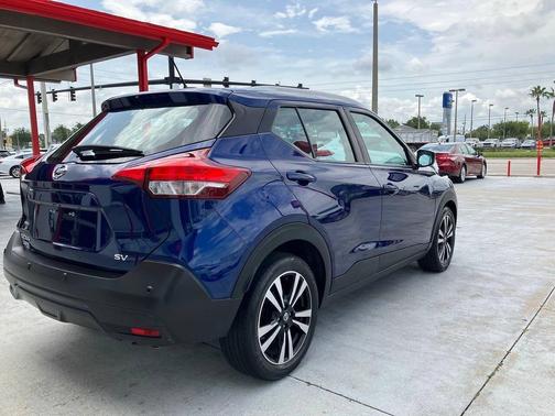 2020 Nissan Kicks SV