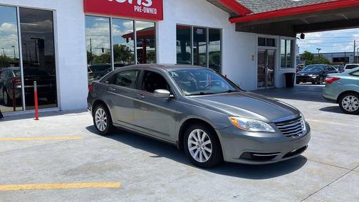 2012 Chrysler 200 Touring
