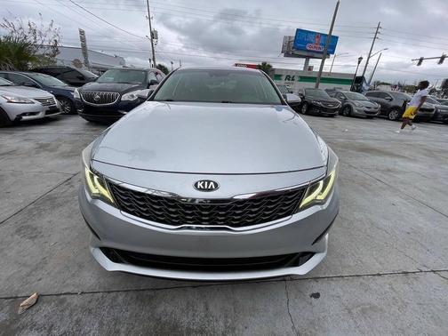 2019 Kia Optima LX