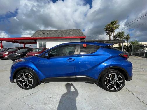 Blue Eclipse Metallic 2019 Toyota C-HR Limited