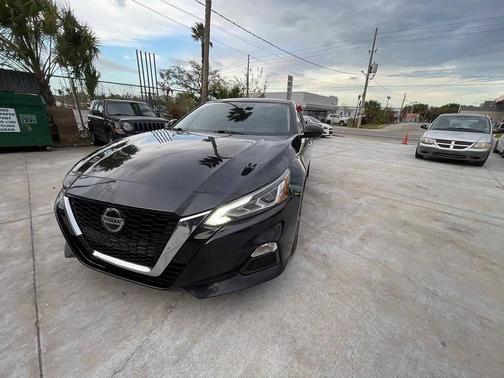 2021 Nissan Altima 2.5 SV