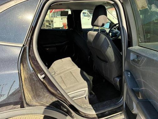 Agate Black Metallic 2025 Ford Escape Active