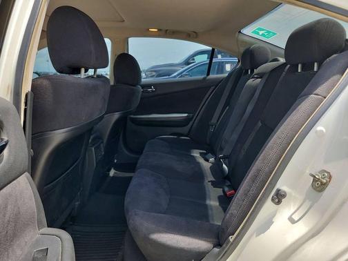 2014 Nissan Maxima SV