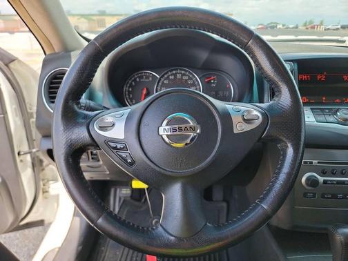 2014 Nissan Maxima SV