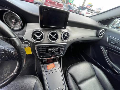 Silver 2015 Mercedes-Benz GLA-Class 4MATIC