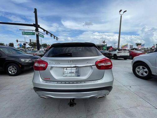 Silver 2015 Mercedes-Benz GLA-Class 4MATIC