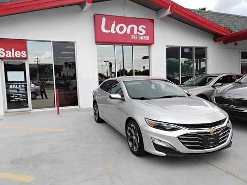 2022 Chevrolet Malibu FWD LT