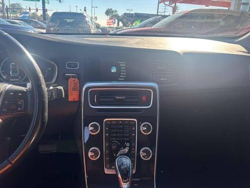 2015 Volvo S60 T6 Platinum