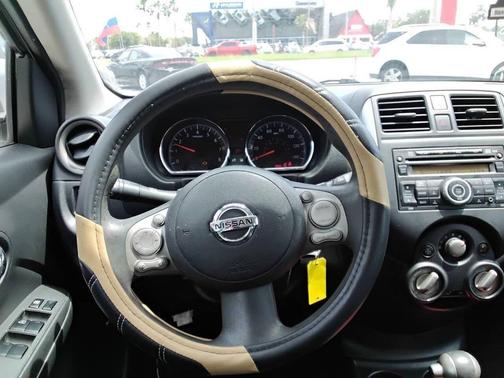 2012 Nissan Versa 1.6 S