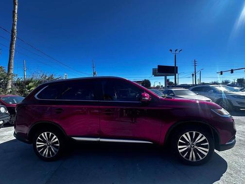 2020 Mitsubishi Outlander SEL