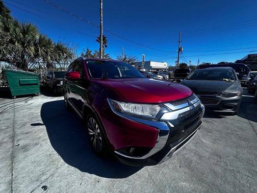 2020 Mitsubishi Outlander SEL