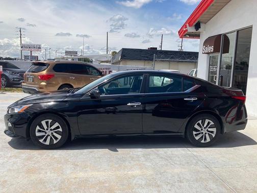 2021 Nissan Altima S FWD