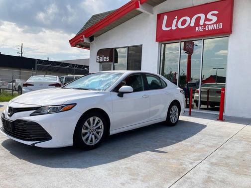 2019 Toyota Camry LE
