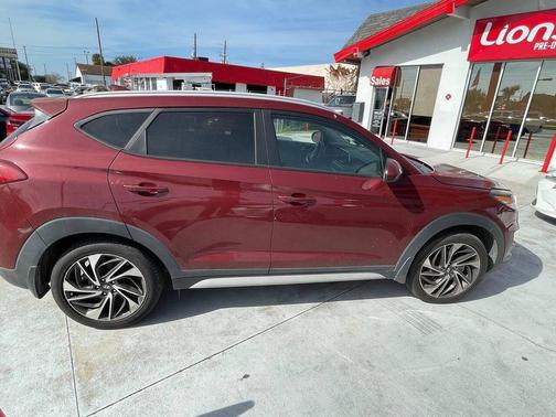 2020 Hyundai TUCSON Sport