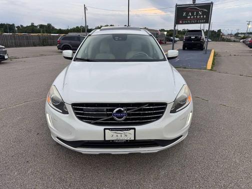 Ice White 2016 Volvo XC60 T6 Drive-E Platinum