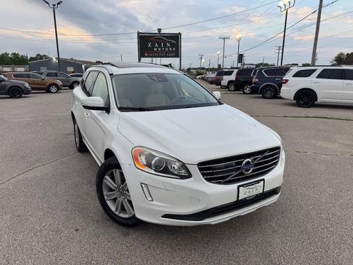 Ice White 2016 Volvo XC60 T6 Drive-E Platinum