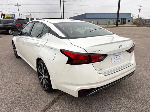 2019 Nissan Altima 2.5 SR