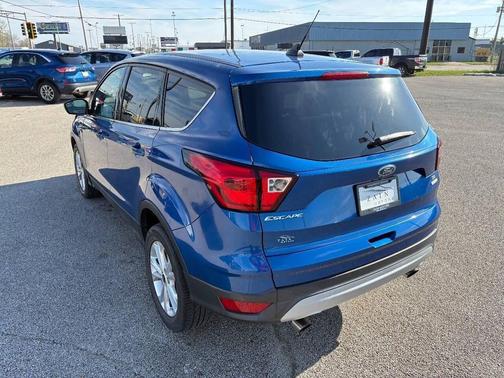 Lightning Blue 2019 Ford Escape SE