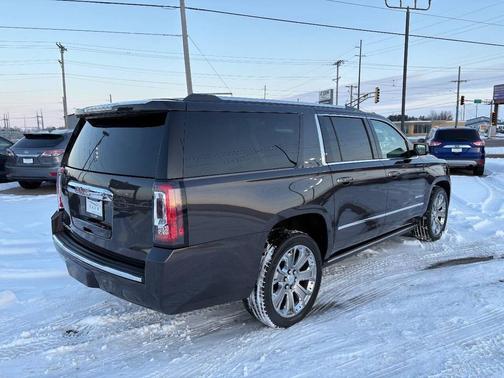 2017 GMC Yukon XL Denali