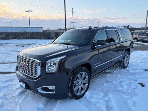2017 GMC Yukon XL Denali