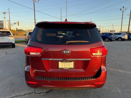 2017 Kia Sedona LX