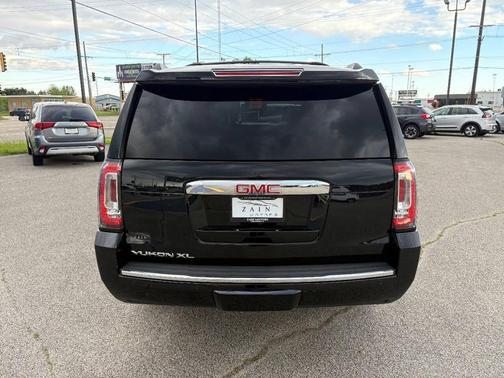 Onyx Black 2016 GMC Yukon XL Denali