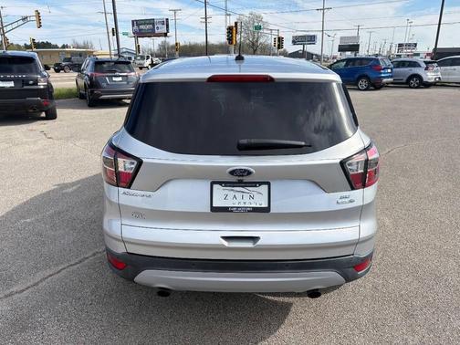 Ingot Silver 2017 Ford Escape SE
