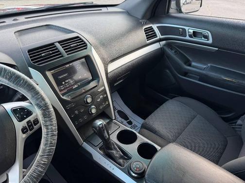 2011 Ford Explorer XLT