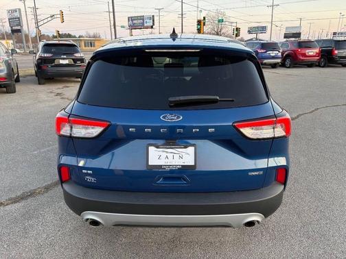 2022 Ford Escape SE
