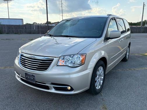 2015 Chrysler Town & Country Touring