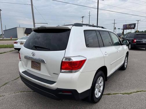 2012 Toyota Highlander SE
