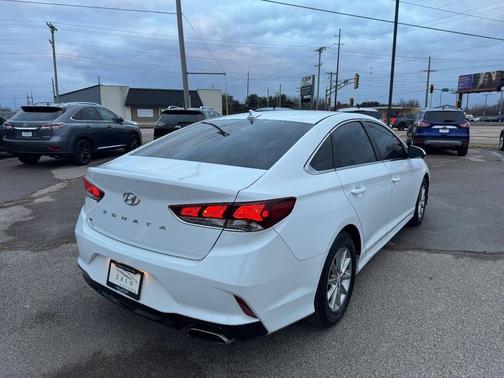 2019 Hyundai SONATA SE