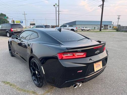 2017 Chevrolet Camaro 2LT