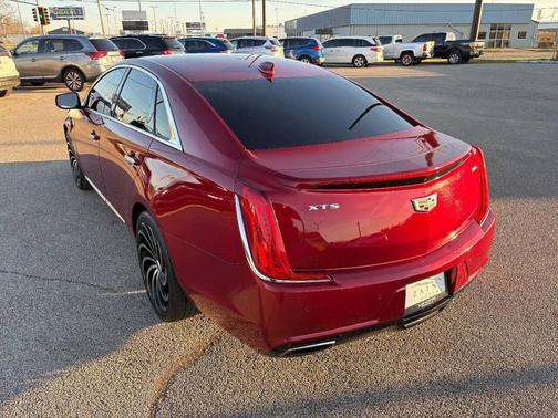 Red Horizon Tintcoat 2019 Cadillac XTS Luxury
