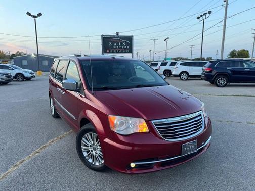 2011 Chrysler Town & Country Limited