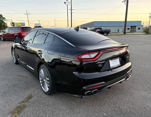 2018 Kia Stinger Base AWD 4dr Sedan