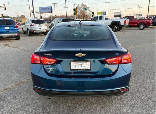 2019 Chevrolet Malibu Hybrid Base