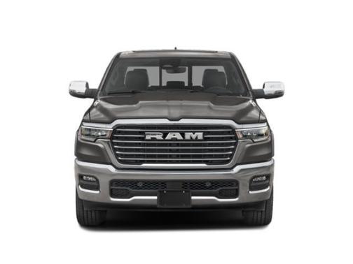 Diamond Black Crystal Pearlcoat 2026 RAM 1500 Laramie