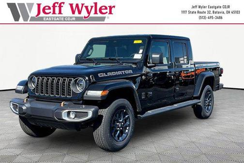 Black Clearcoat 2026 Jeep Gladiator 85th Anniversary Edition