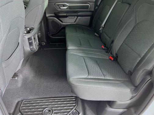 Bright White Clearcoat 2026 RAM 1500 Big Horn/Lone Star