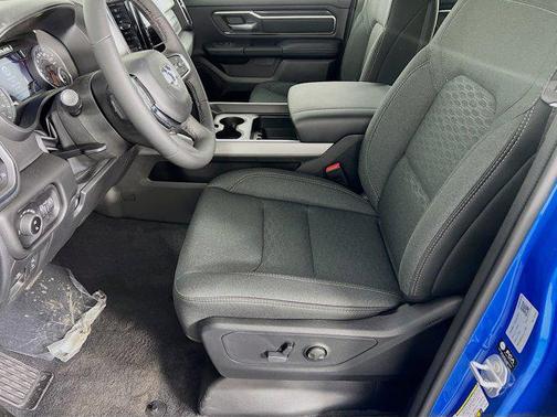 Hydro Blue Pearlcoat 2026 RAM 1500 Big Horn/Lone Star