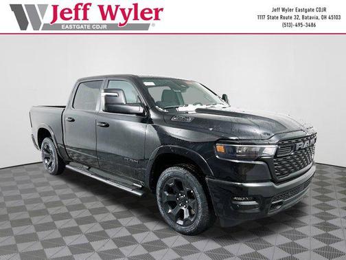 Diamond Black Crystal Pearlcoat 2026 RAM 1500 Big Horn/Lone Star