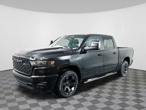 Diamond Black Crystal Pearlcoat 2026 RAM 1500 Big Horn/Lone Star