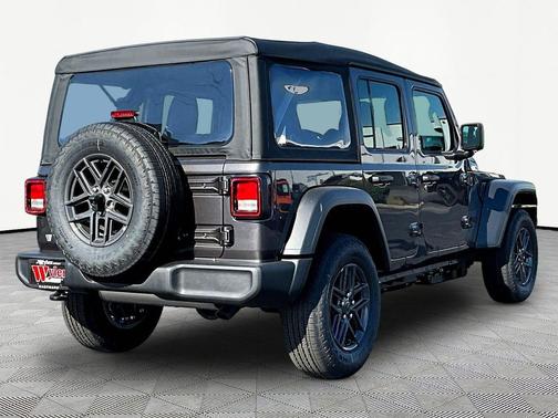 Granite Crystal Metallic Clearcoat 2026 Jeep Wrangler Sport