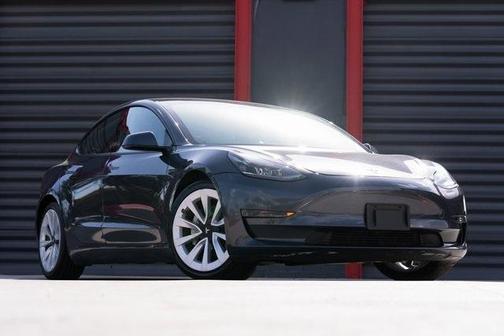 2021 Tesla Model 3 Standard Range Plus