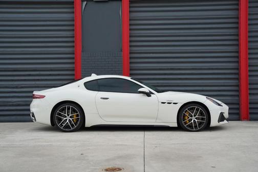 White 2024 Maserati GranTurismo Trofeo