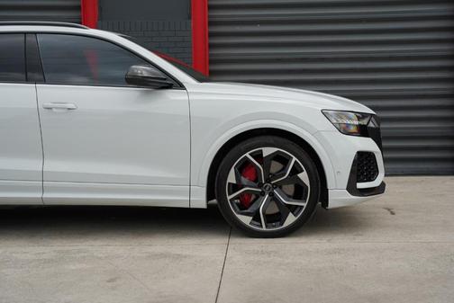 Glacier White Metallic 2020 Audi RS Q8 4.0T quattro