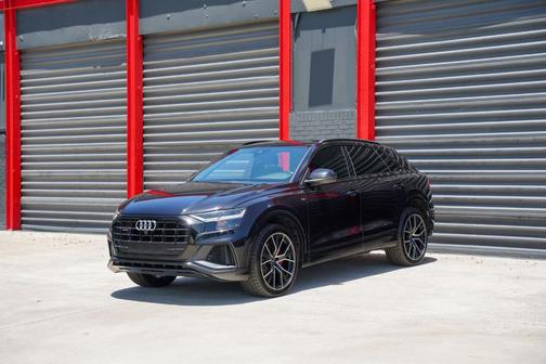 Orca Black Metallic 2021 Audi Q8 55 Premium Plus