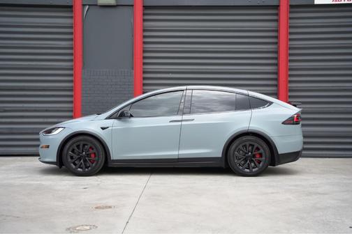 2023 Tesla Model X Plaid
